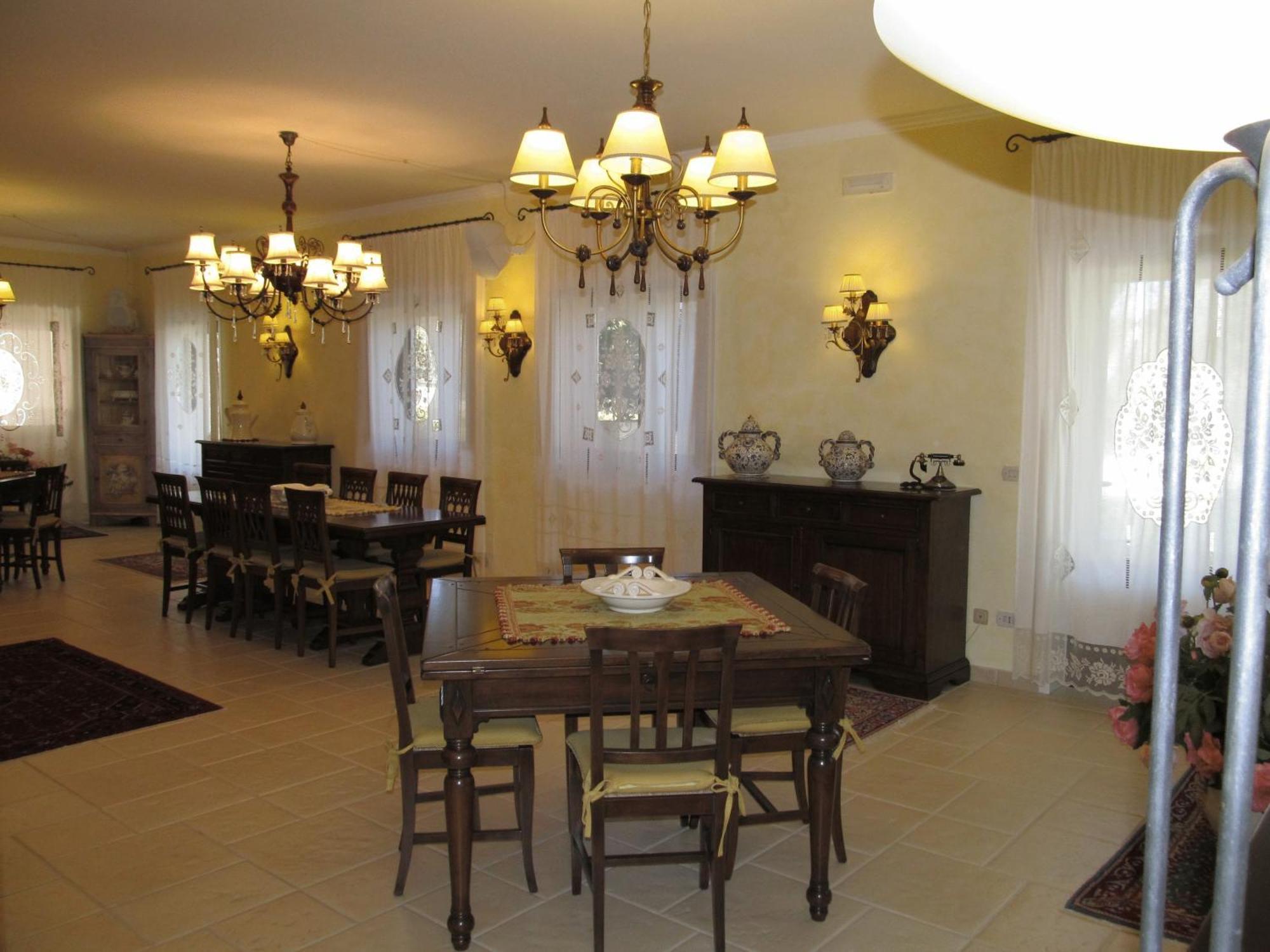 בית הארחה מרטינה פרנקה 	Relais Casabella מראה חיצוני תמונה
