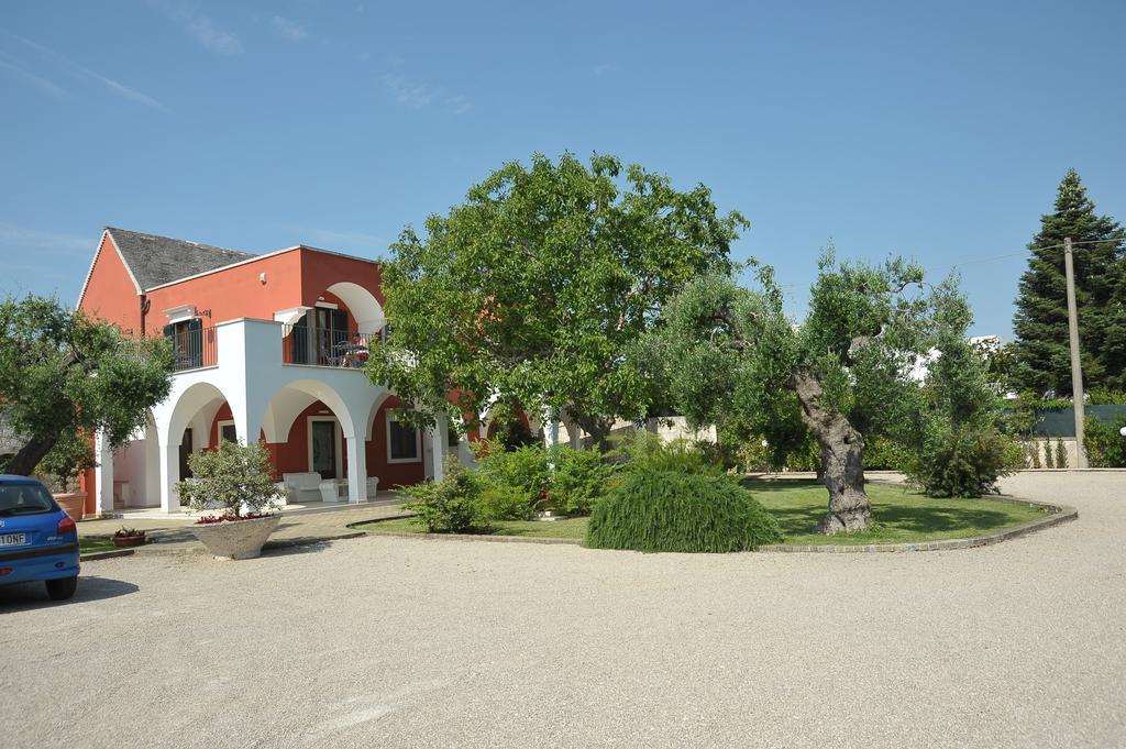 בית הארחה מרטינה פרנקה 	Relais Casabella מראה חיצוני תמונה