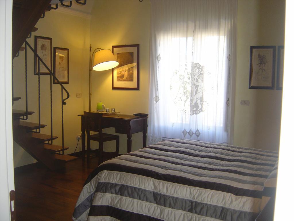 בית הארחה מרטינה פרנקה 	Relais Casabella מראה חיצוני תמונה