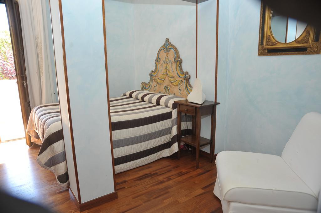 בית הארחה מרטינה פרנקה 	Relais Casabella מראה חיצוני תמונה
