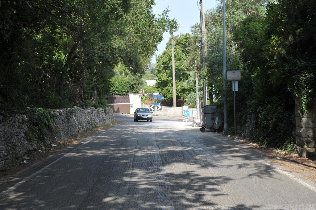 בית הארחה מרטינה פרנקה 	Relais Casabella מראה חיצוני תמונה